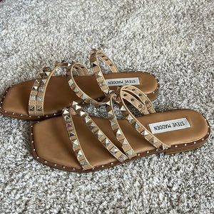 Steve Madden Skyler Tan Studded Slip-on Sandals
